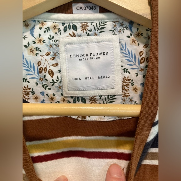 Denim & Flower Stripe Tee - Picture 3 of 7